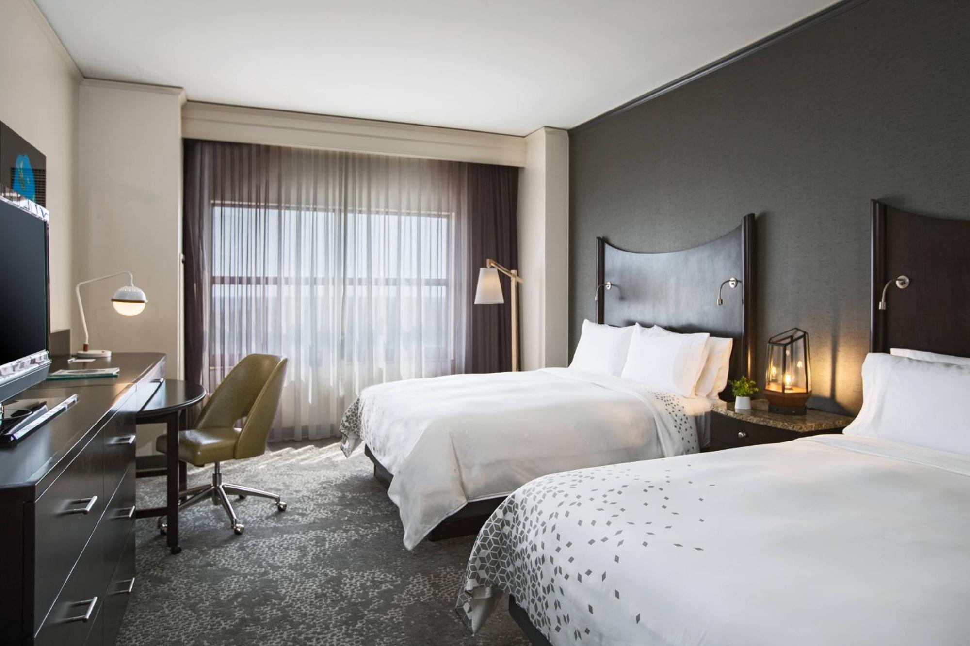 Renaissance Raleigh North Hills Hotel Eksteriør billede